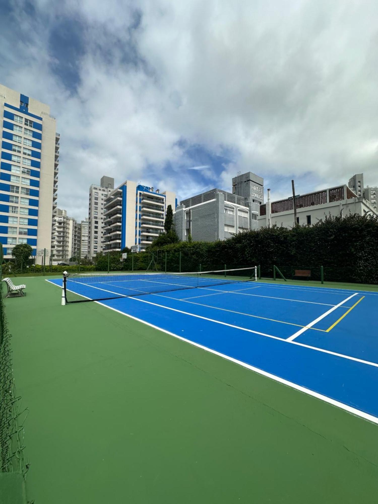 Hermoso Apartamento, Torre De Categoria Long Beach, En La Mejor Ubicacion De プンタ・デル・エステ エクステリア 写真