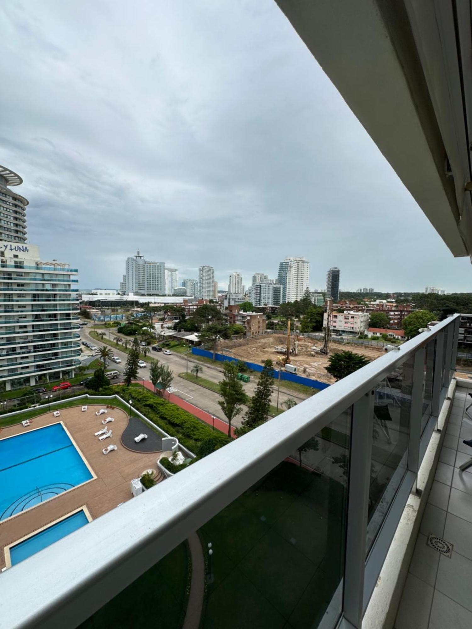 Hermoso Apartamento, Torre De Categoria Long Beach, En La Mejor Ubicacion De プンタ・デル・エステ エクステリア 写真