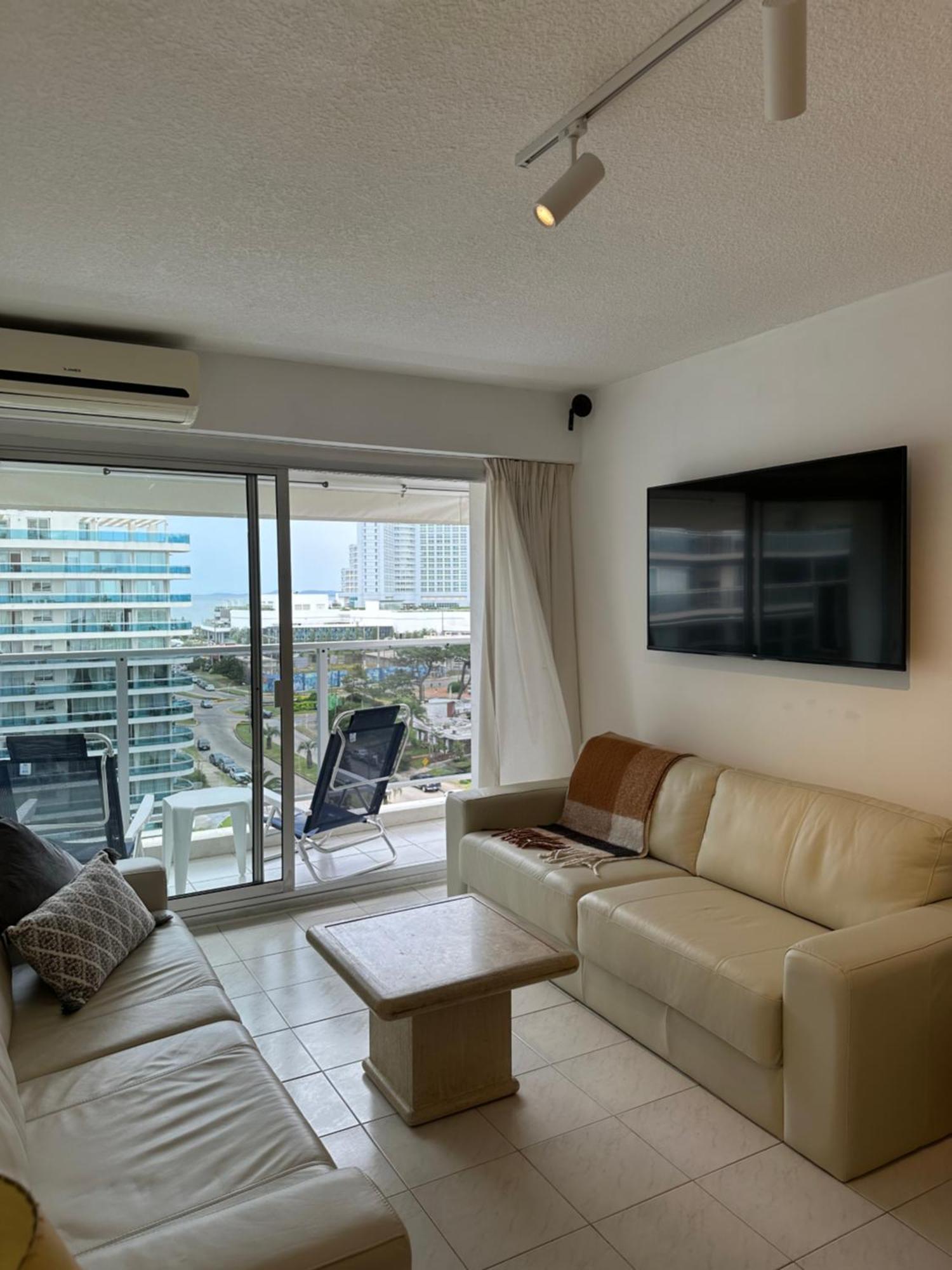 Hermoso Apartamento, Torre De Categoria Long Beach, En La Mejor Ubicacion De プンタ・デル・エステ エクステリア 写真