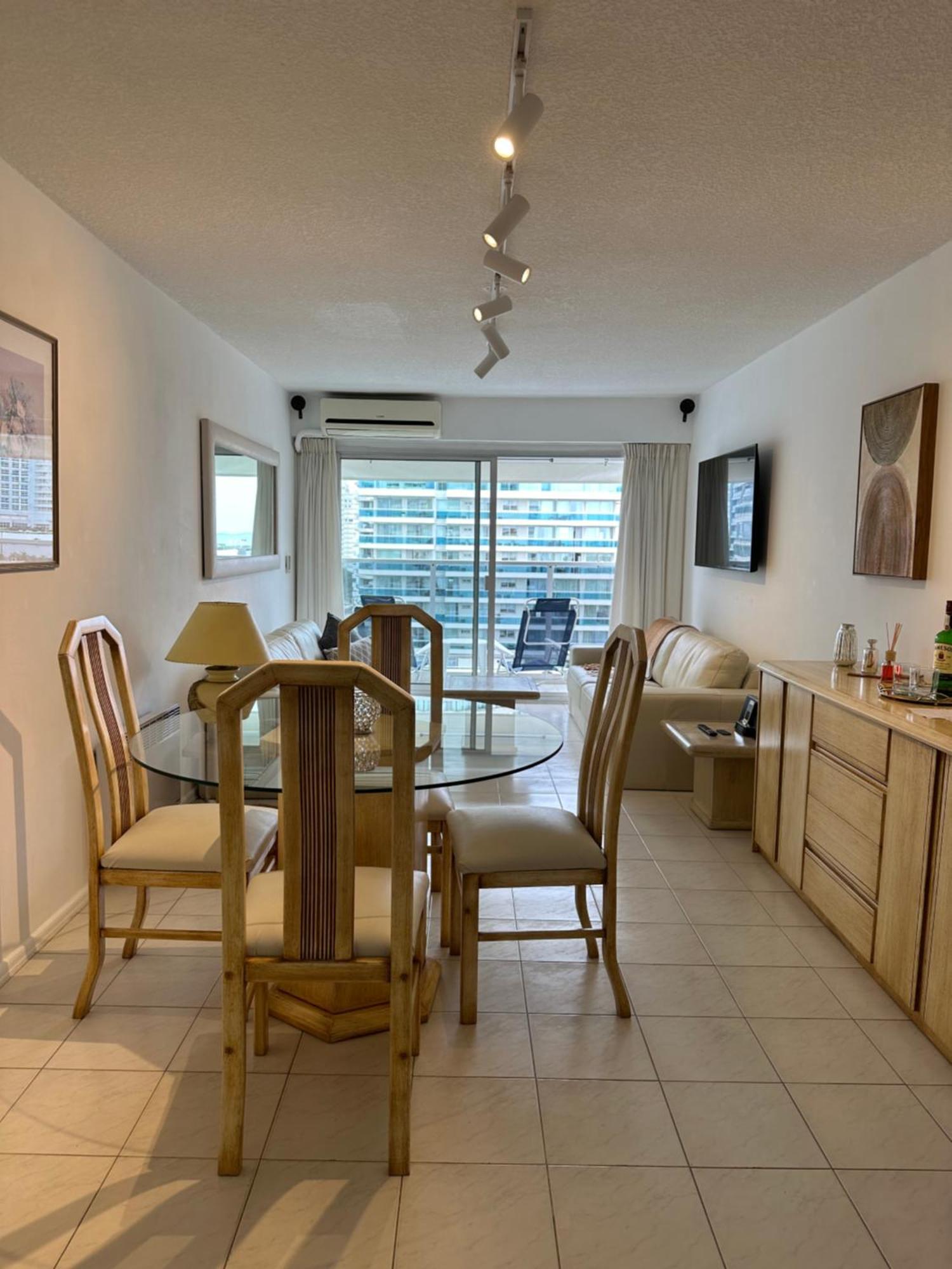 Hermoso Apartamento, Torre De Categoria Long Beach, En La Mejor Ubicacion De プンタ・デル・エステ エクステリア 写真